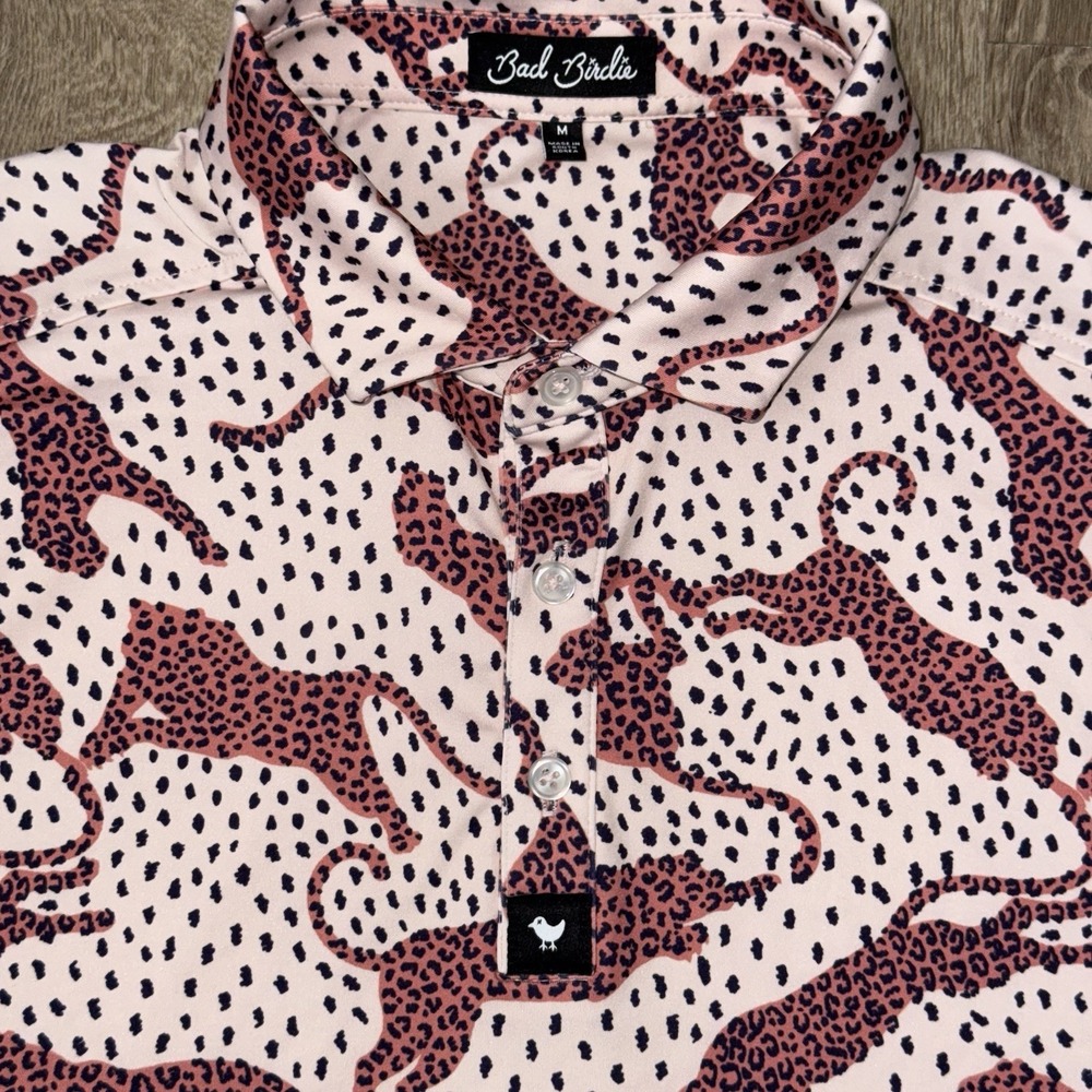 Bad Birdie Sahara Polo Cheetah Print Men's Medium Performance Pink Short Sleeve